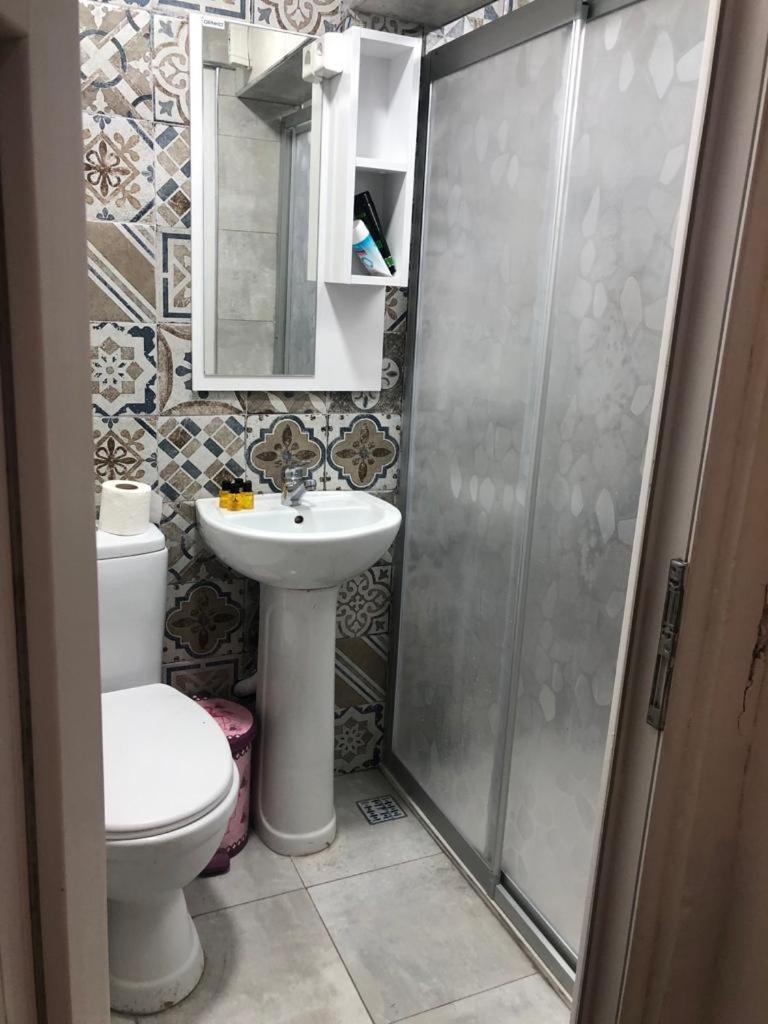 5 Kisilik Huzurlu Stuedyo Daire Lejlighed Istanbul Værelse billede